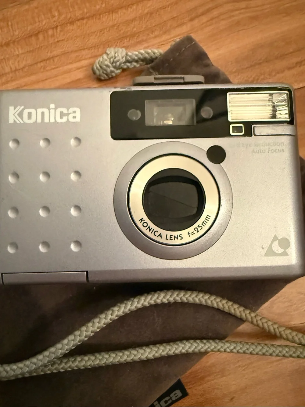 Vintage Konica Revio APS 24mm Point & Shoot Film Camera with Carrying Case